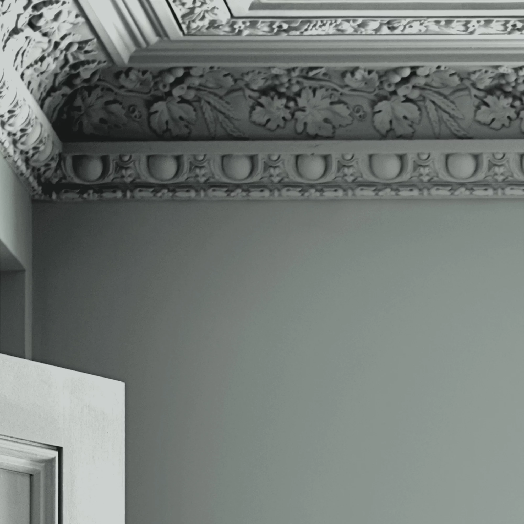 Laura Ashley Grey Green Matt Emulsion Paint, 5L 7 Laura Ashley Grey Green Matt Emulsion Paint, 5L - Image 5