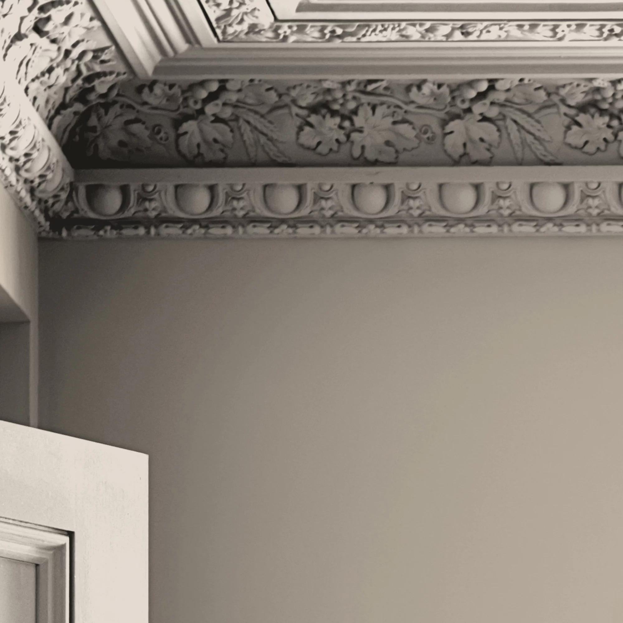 Laura Ashley Soft Truffle Eggshell Emulsion Paint, 750ml 4 Laura Ashley Soft Truffle Eggshell Emulsion Paint, 750ml - Image 2